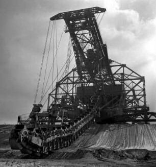Eimerkettenbagger im VEB Braunkohlenwerk Mulde-Nord Gräfenhainichen, Tagebau Muldenstein
