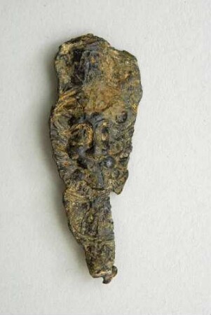 Pilgerzeichen: Fragment eines Schildes mit Löwenmaske [Mont-Saint-Michel ?]