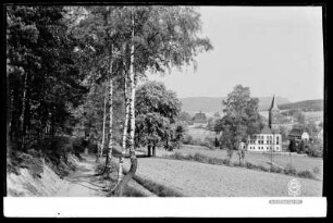 Blick auf Cunnersdorf mit Kirche