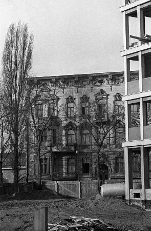 Berlin : In Berlin, Hansaviertel/Interbau