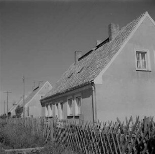Ummanz-Waase-Wusse. Moderne Landarbeiterwohnungen