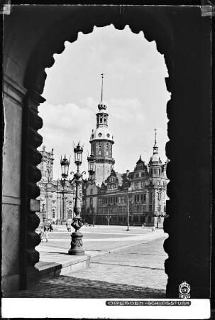 Dresden, Blick auf Residenzschloss mit Hausmannsturm