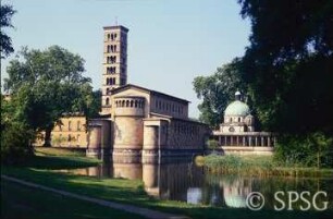 Potsdam, Park Sanssouci, Friedensgarten mit Friedenskirche.