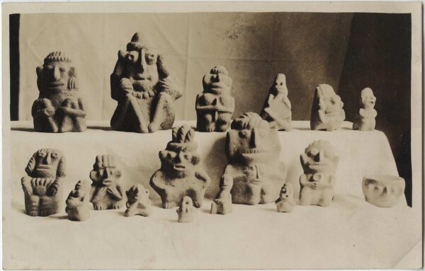 Stone figures from Jalisco (Mexico)