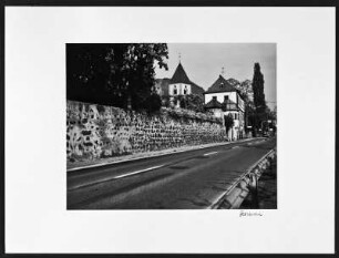 Erpel. Mauer an der Straße, mit ehem. Fronhof des Kölner Domkapitels