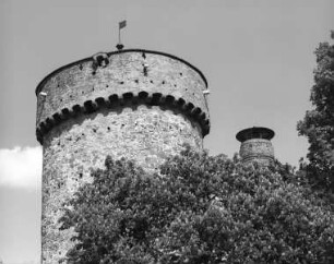 Burg Kotnov — Bergfried