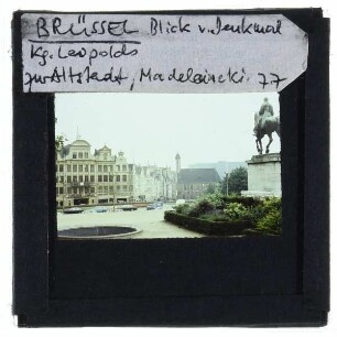 Brüssel, Maria Magdalena Kirche,Brüssel, Monts des Arts : Denkmal für König Albert I.