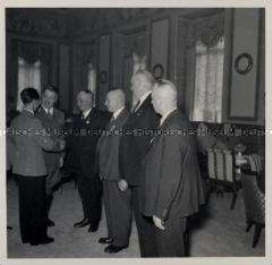 Treffen von Adolf Hitler, Robert Ley und Joseph Goebbels