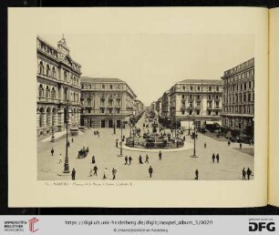 16. Piazza della Borsa e Corso Umberto I.