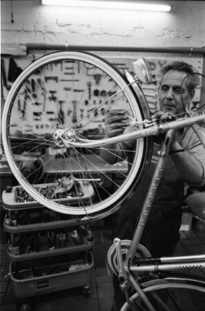 Zweirad-Mechaniker-Handwerk in Karlsruhe