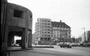 Bebauung der Baulücke Bahnhofplatz 16 durch den ADAC/Gau Nordbaden, dessen Geschäftsstelle in das Erdgeschoß des neuen Hauses einziehen wird.
