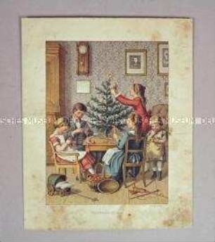 Kinder basteln für den Weihnachtsbaum