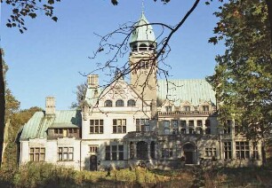 Herrenhaus: Frontansicht
