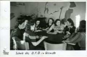 In der neuen Zentralschule des Demokratischen Frauenbundes
