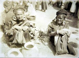 "Taungthu Weiber" (OT)