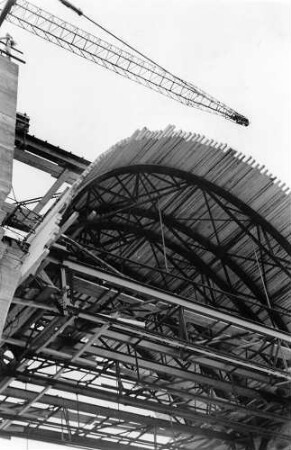 Drachenlochbrücke, km 152,933 Wiederaufbau, Schalung des gesprengten Bogens, Die Brücke wurde 1935 - 1937 gebaut, 1945 gesprengt und 1949/50 wieder aufgebaut.