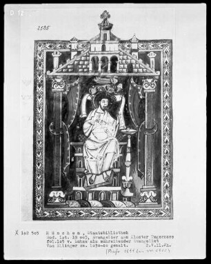 Evangeliar — Evangelist Lukas, Folio 105verso