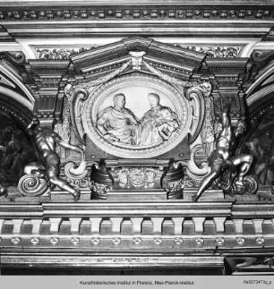 Innendekoration : Medaillons mit Büsten der Medici : Cosimo I. und Francesco I.