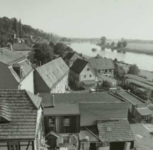 Dresden-Wachwitz. Blick über Altwachwitz nach Südosten zur Elbe