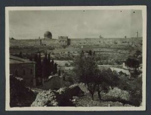 Blick auf die Mauer von Jerusalem vom Ölberg aus