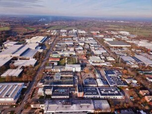Ahrensburg: Luftbild des Gewerbegebiets Beimoor mit Blick in Richtung Delingsdorf