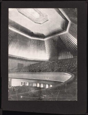 Capitol-Lichtspiele am Zoo, Berlin: Blick von Rang zur Decke (von Inv.Nr. 3188)