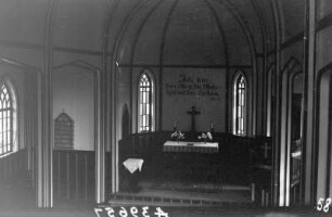 Kirche einer deutschen Kolonie : Das Innere einer Kirche in einer deutschen Kolonie.