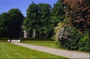 Potsdam, Park Sanssouci, Östlicher Lustgarten, Bereich zwischen Neptungrotte und Obelisk.