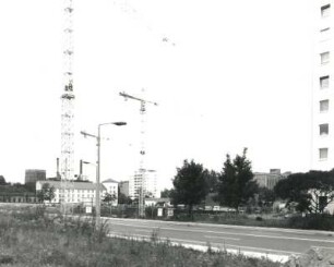 Dresden-Altstadt, Ammonstraße. Baustelle "World Trade Center". Blick zur Freiberger Straße