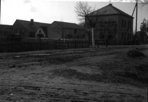 Belgershain-Köhra. Gebäude an der Windmühlenstraße und Grimmaer Straße