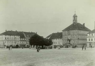 Bischofswerda, Markt : Bischofswerda. Altmarkt mit Rathaus