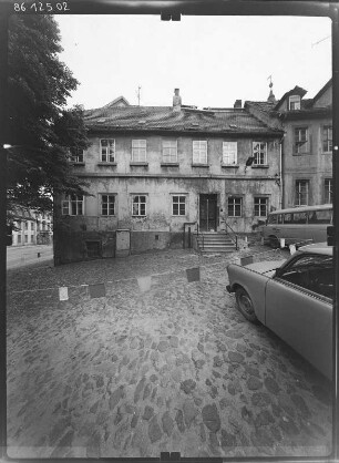 Altenburg, Kirchberg. Wohnhaus. Straßenfront