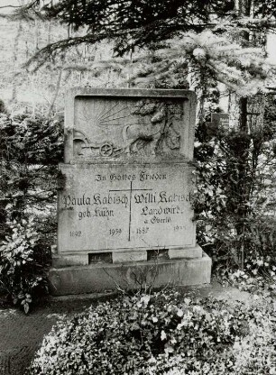 Grabmal für Paula und Willi Kubisch, gestorben 1959 und 1933