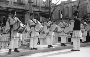Chisinau: Musikkapelle Bauernjungen in Tracht