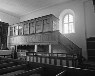 Herrschaftsloge mit allegorischen Szenen