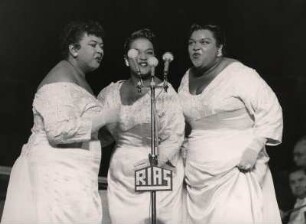 Peters Sisters