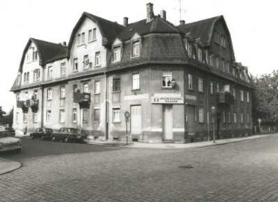 Dresden-Kaditz, Fechnerstraße 28/Wächterstraße 39 b. Doppelwohnhaus mit Laden (1912/1913). Eckansicht von Südosten