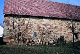 Scheune aus Sandsteinmauerwerk