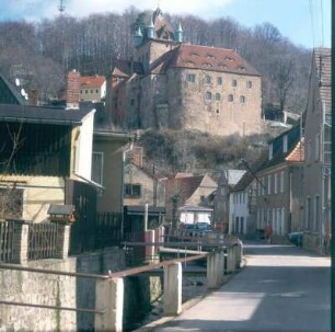 Gemauertes Bachbett der Seidewitz, Bachstraße und Schloss Kuckuckstein (1201/1300) : Liebstadt. Gemauertes Bachbett der Seidewitz, Bachstraße und Schloss Kuckuckstein (1201/1300)