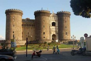 Neapel - Castel Nuovo