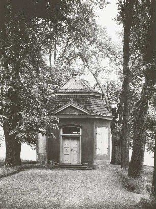 Schloss Rothschönberg, Pavillon im Schlosspark von Johann Hoffmann, erb. 1789