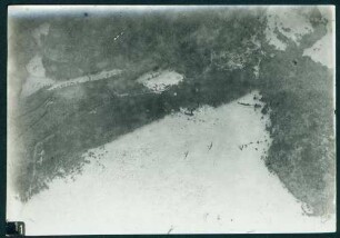 Foto einer Stellung am Ostabhang des Bichtsteins (Luftbild)