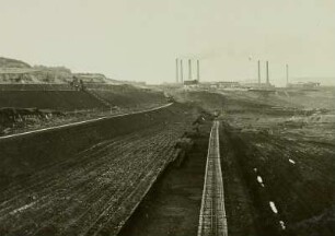 Braunkohleabbau, Tagebau Hirschfelde (Kopalnia Turoszów) mit Blick auf das Kraftwerk Hirschfelde