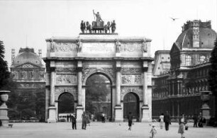 Paris: Tuileries, Arc de Triomphe du Carrousel