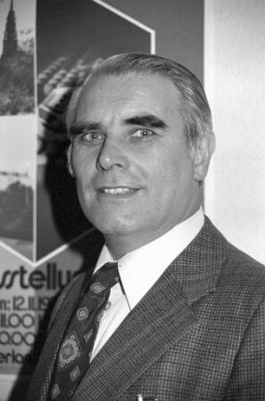 BNN-Interview mit Oberamtsrat Wilhelm Meinzer über die Ausstellung in der Badnerlandhalle "Neureut in vergangenen Tagen"