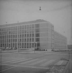 Darmstadt, Luisenplatz. Posttechnisches Zentralamt. Eckansicht