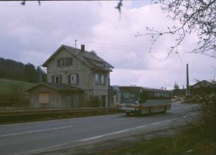 Kohlstetten Empfangsgebäude Linienbus