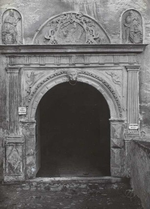 Schloss Lauenstein, Portal des Hauptflügels