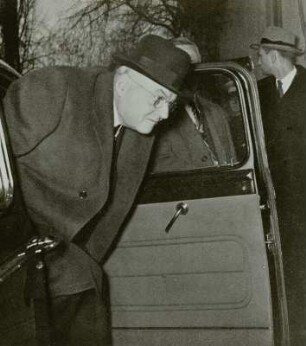 Dulles, John Foster