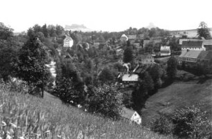 Reinhardtsdorf-Schöna. Ortsteil Reinhardtsdorf. Blick vom Krippenberg nach Ostsüdost gegen Kaiserkrone und Zirkelstein